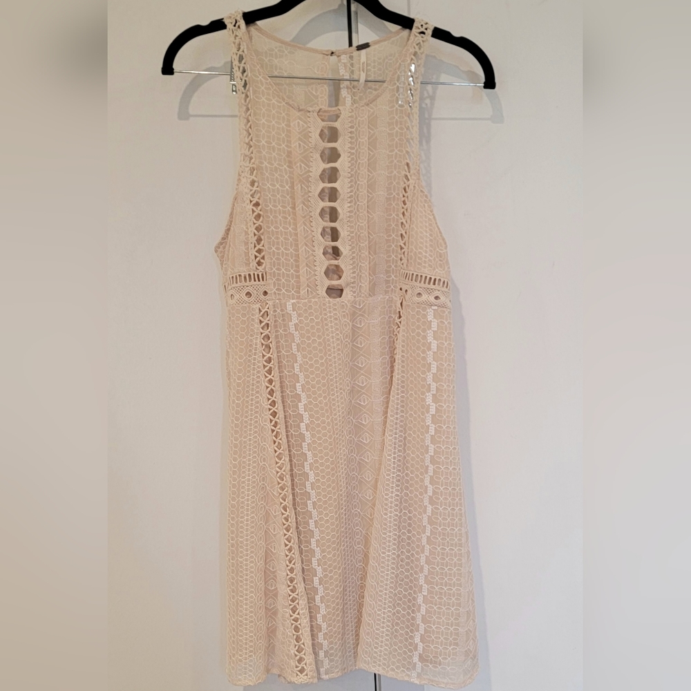 FREE PEOPLE Crochet Detail Beige MINI Dress Eyelet Back + Zip + Pocket Size 10